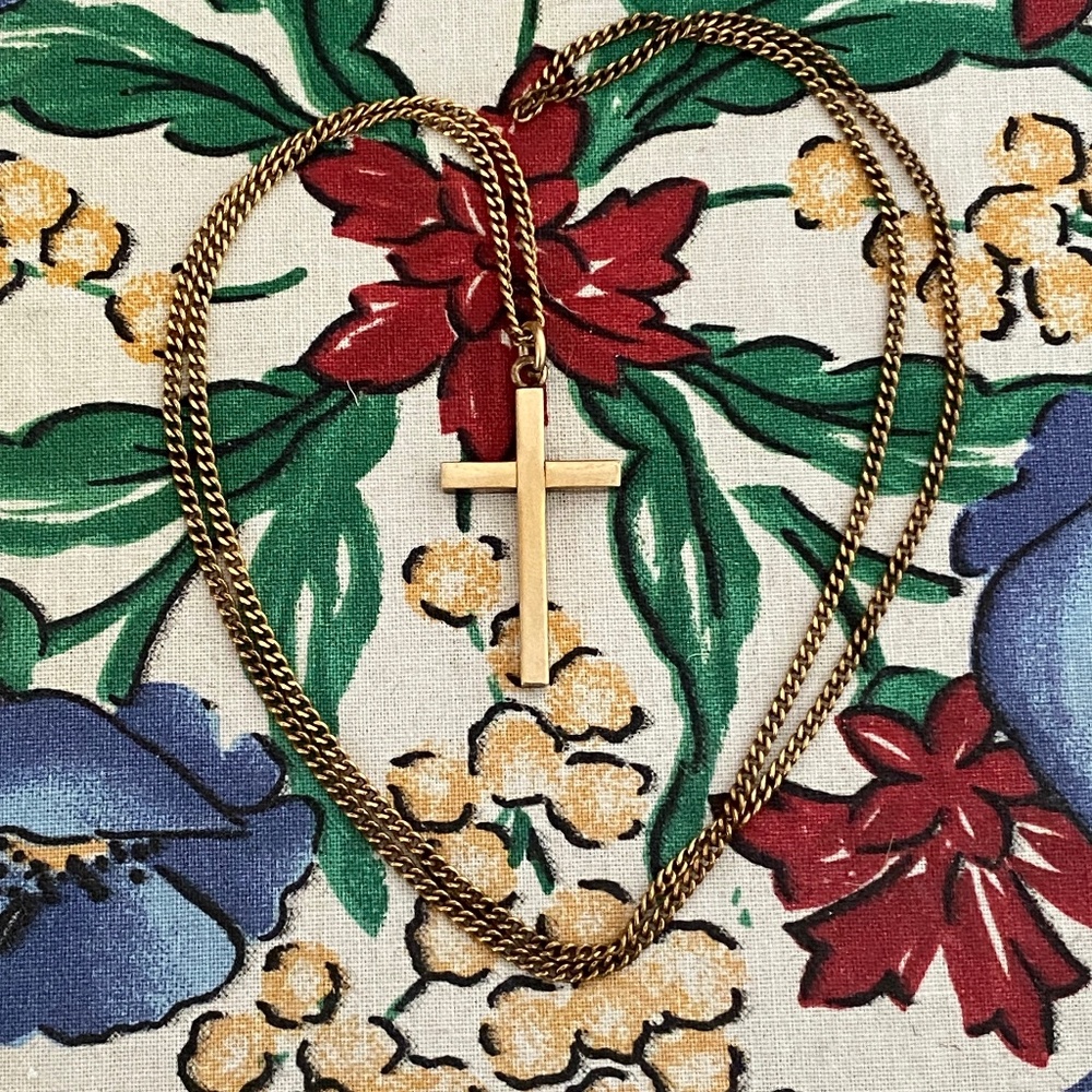 VTG I WEH I 14K Gold Filled Cross Necklace